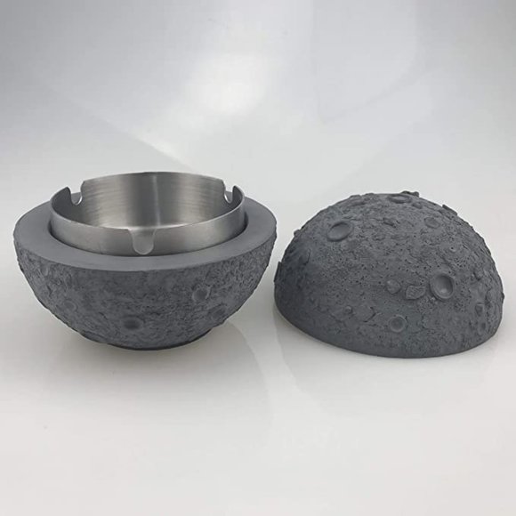 freelove Other - FREELOVE Moon Version Concrete Ashtray